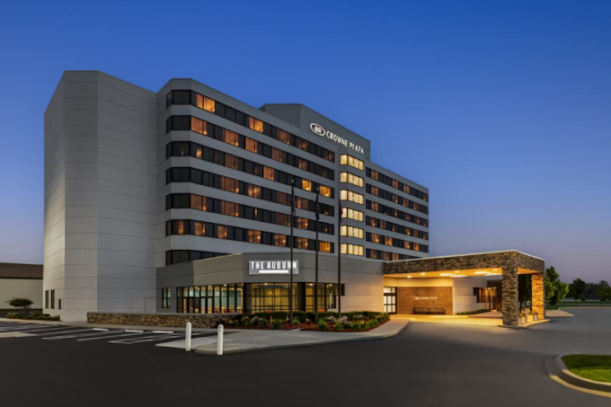 crown-plaza
